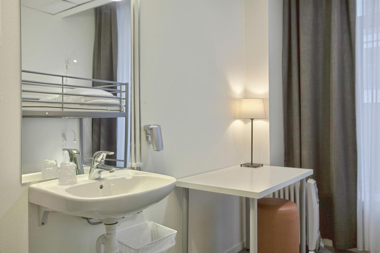 Saga Poshtel Central Vandrarhem *
